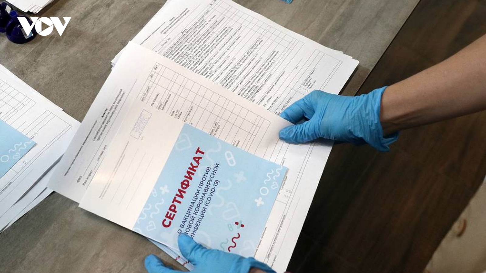 Nga khởi tố hơn 500 vụ án hình sự về giả giấy chứng nhận tiêm chủng vaccine Covid-19