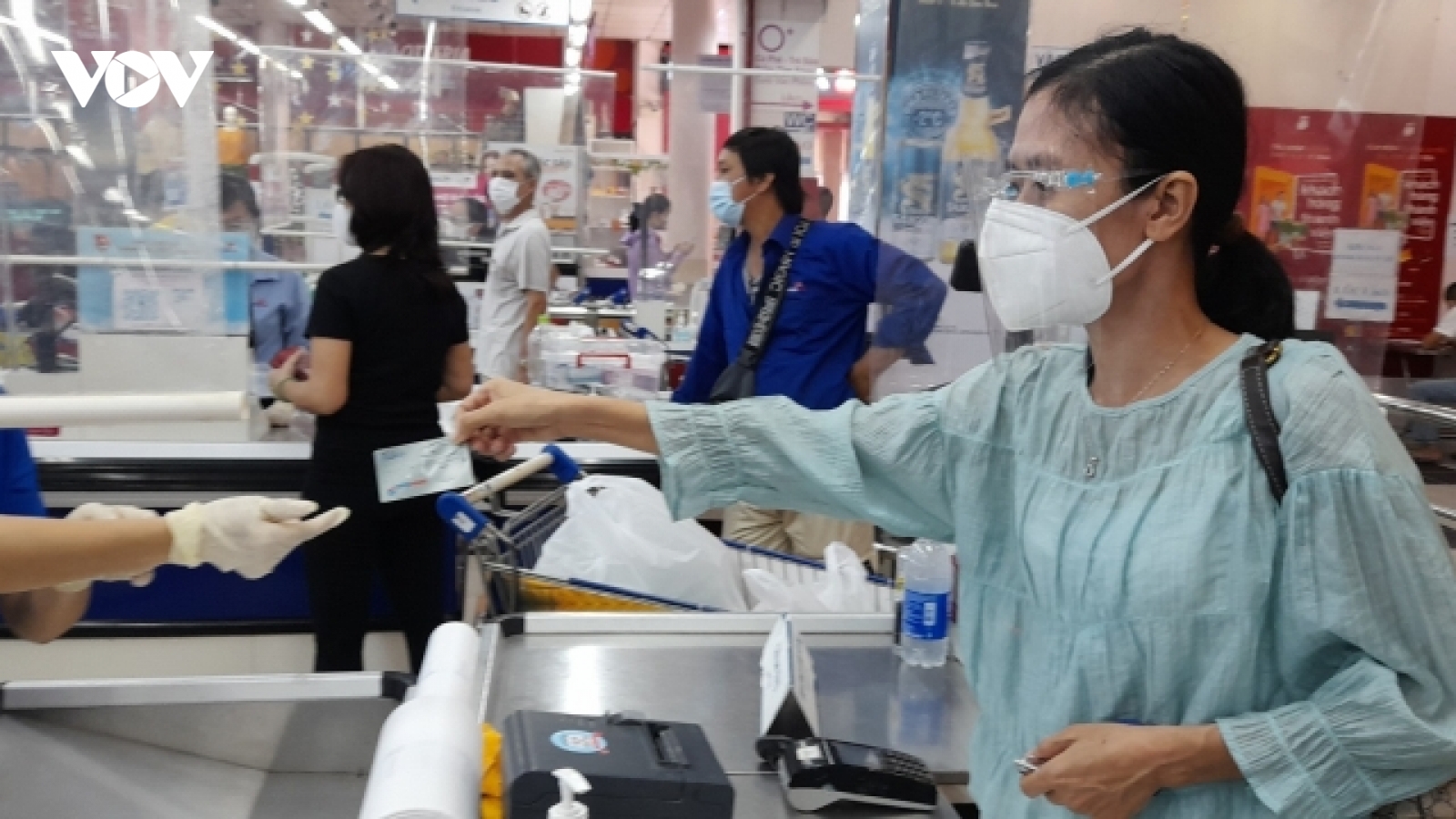 Đại dịch thúc đẩy người dân TP.HCM thanh toán không dùng tiền mặt