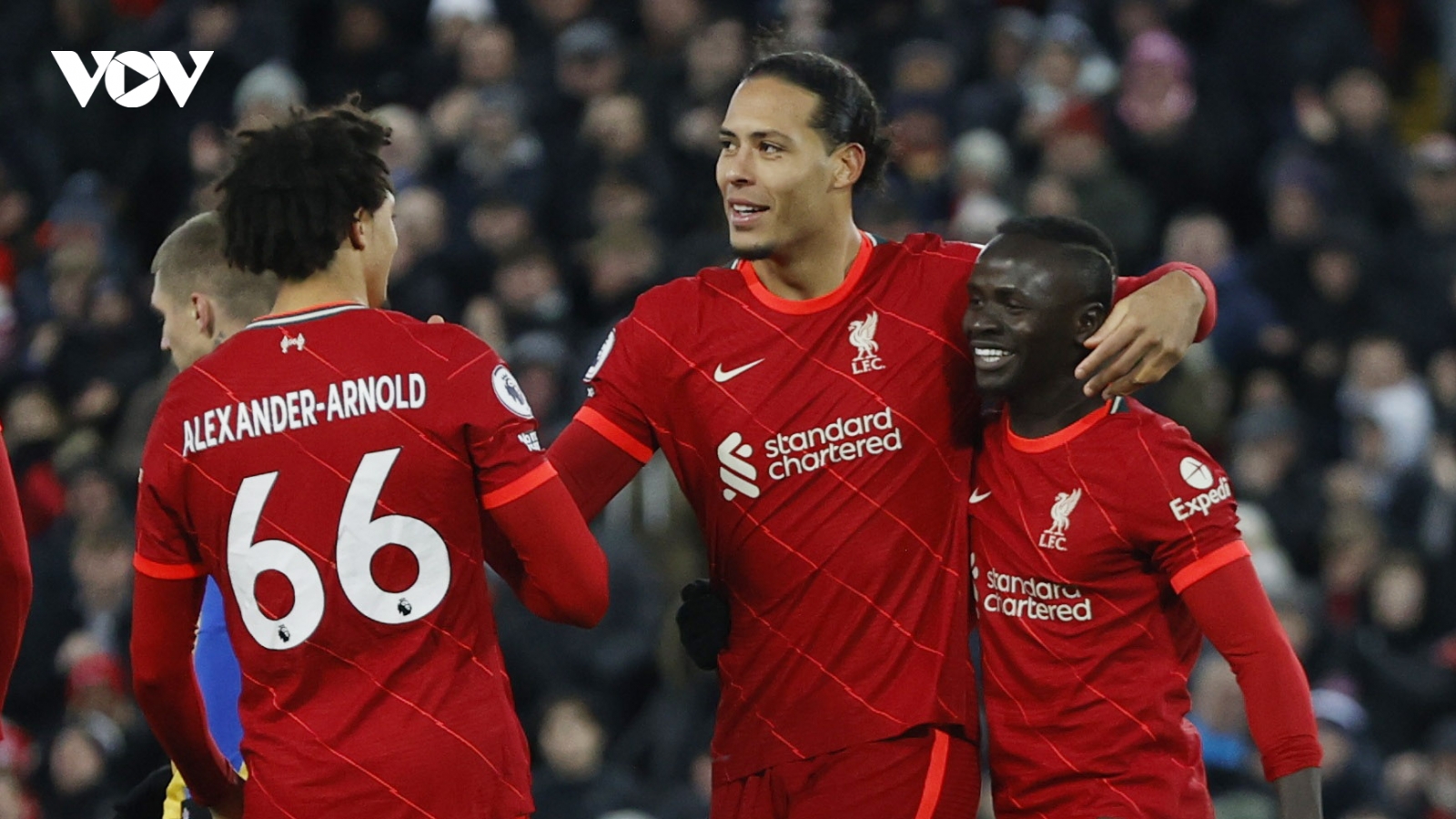 Đại thắng Southampton, Liverpool tạo áp lực lên Chelsea