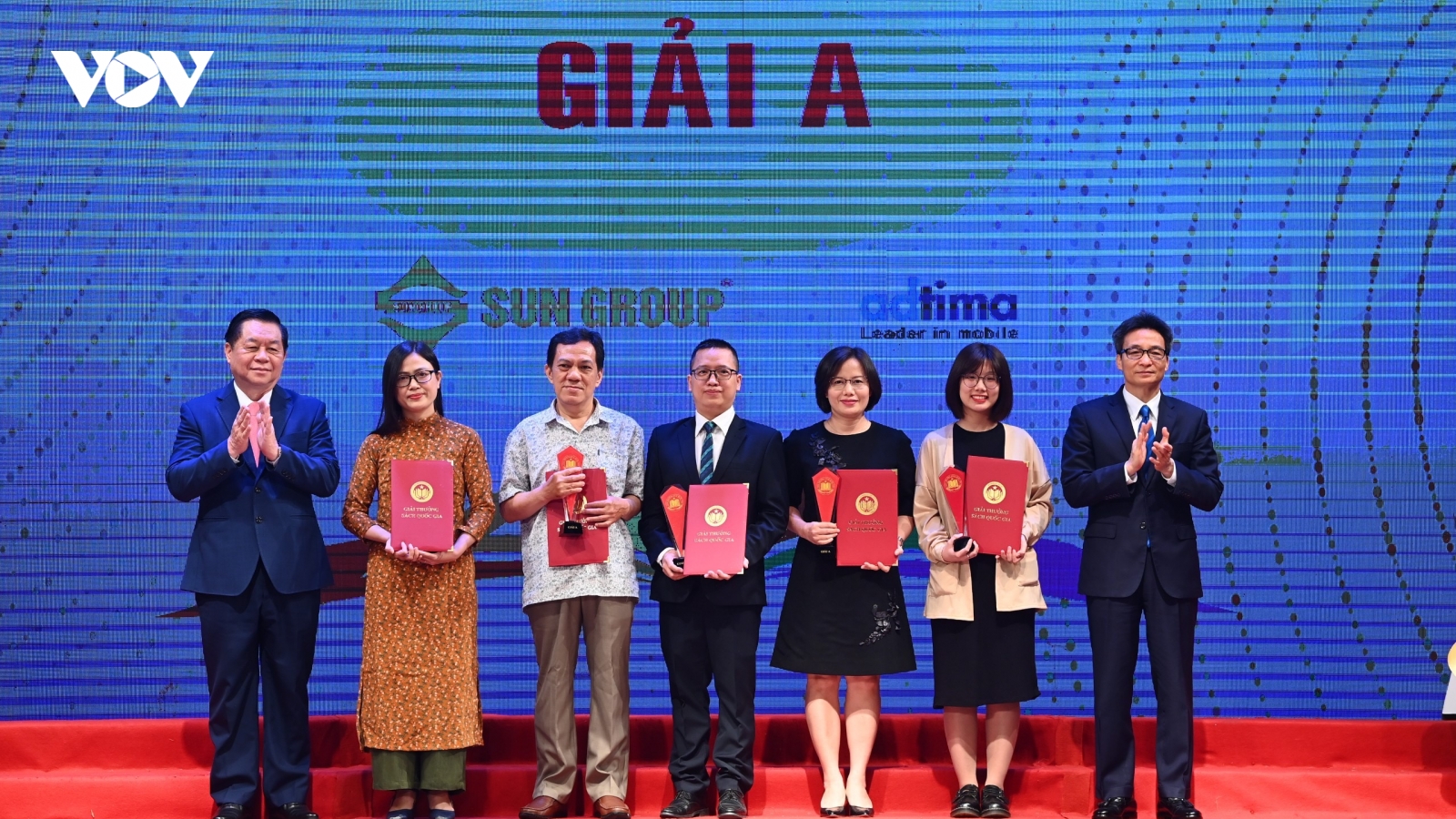 Toàn cảnh Lễ trao giải Sách Quốc gia lần thứ tư năm 2021