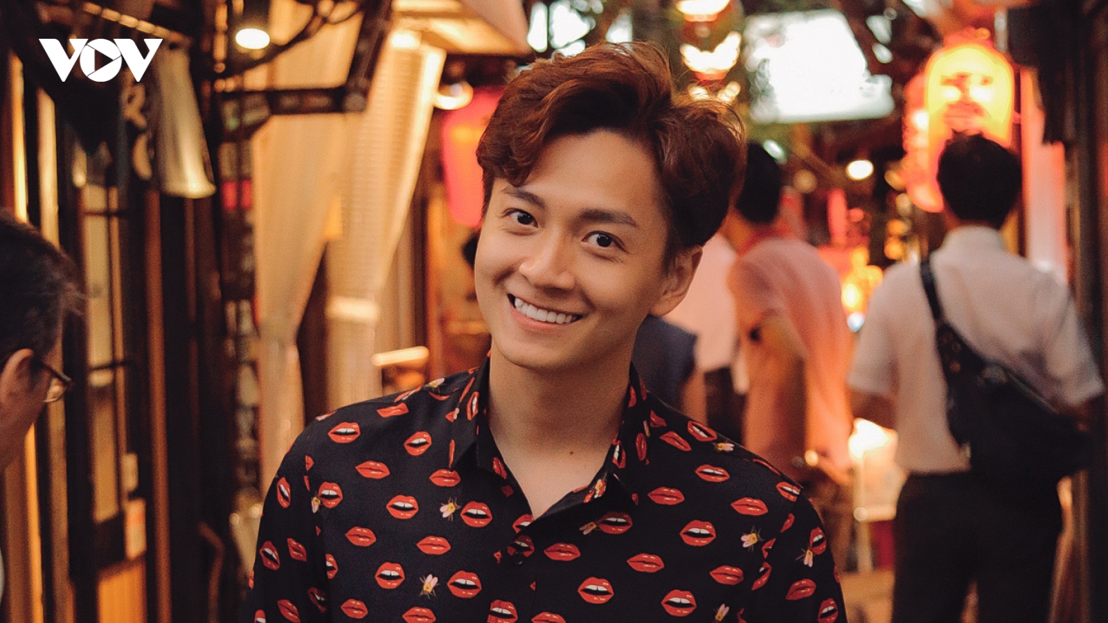 Dàn sao Việt nhảy cover bản hit "Chống lại thế giới" của Ngô Kiến Huy