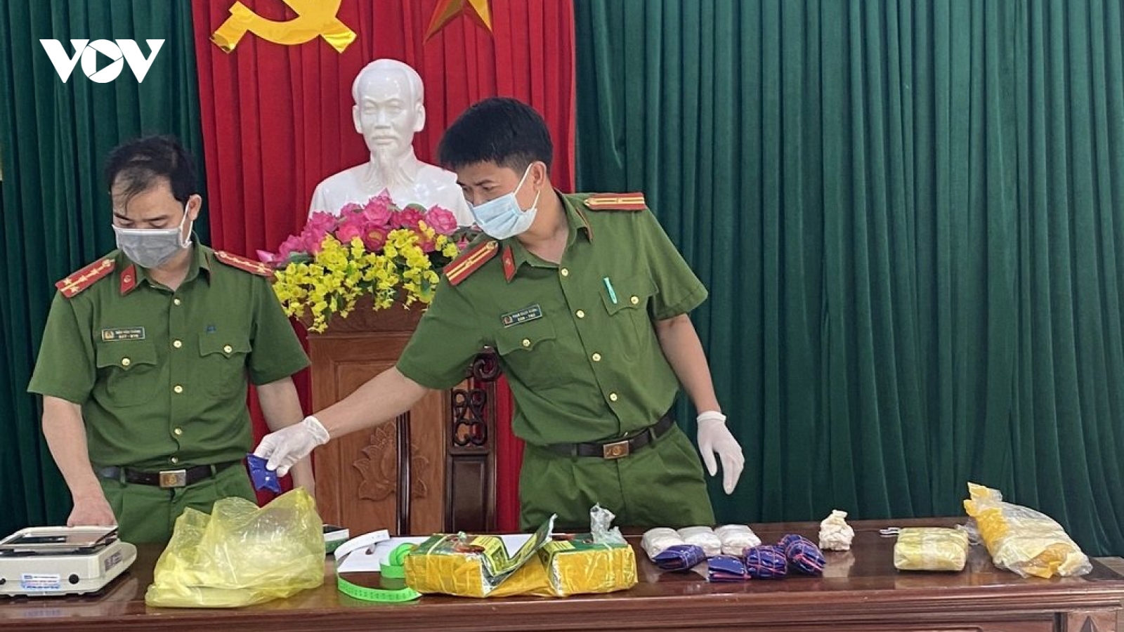 Phá 2 đường dây ma túy “khủng”, thu giữ số lượng lớn “hàng trắng”