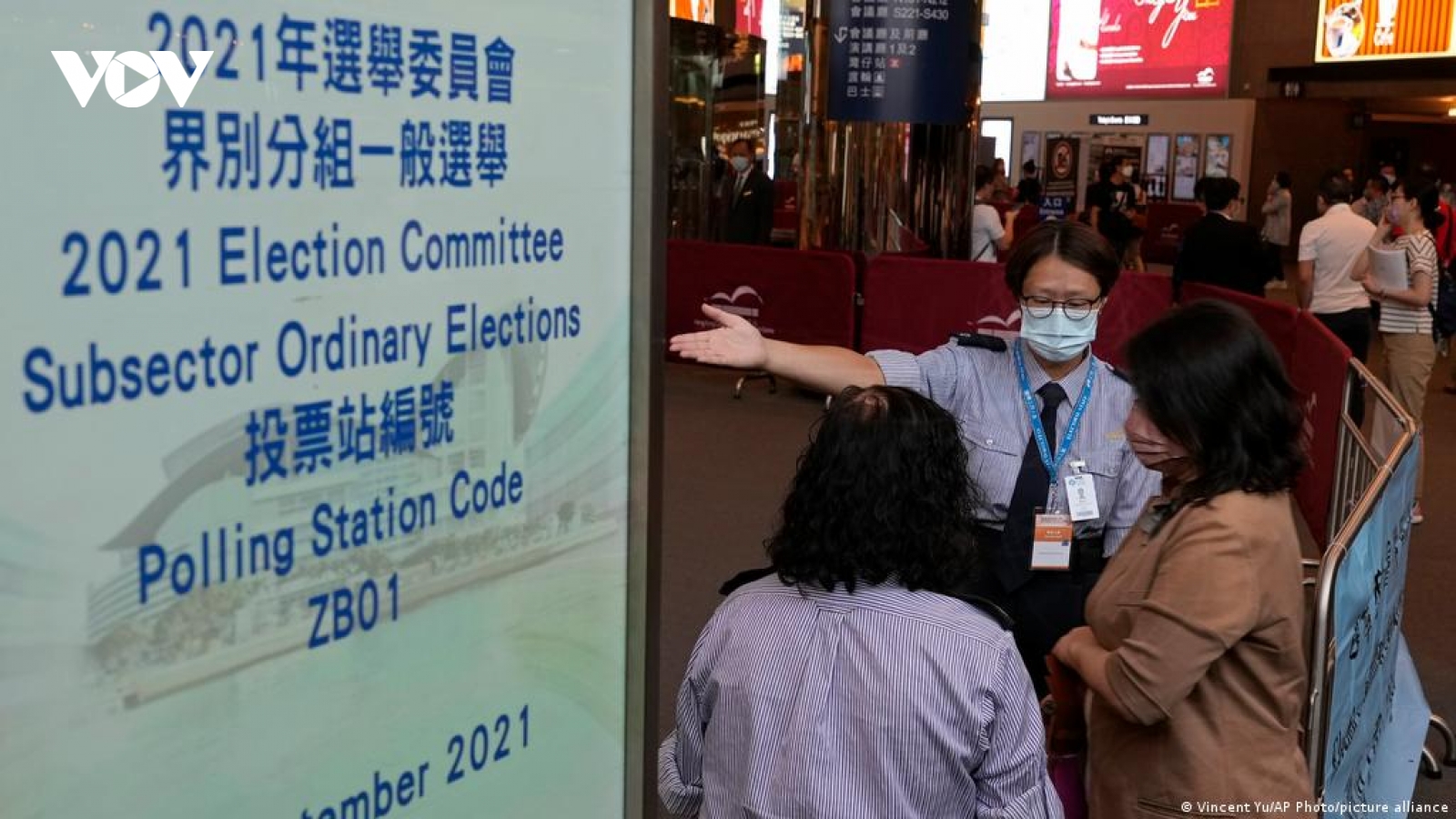 Hong Kong (Trung Quốc) tiếp nhận đơn đề cử cho cuộc bầu cử Hội đồng lập pháp khóa 7