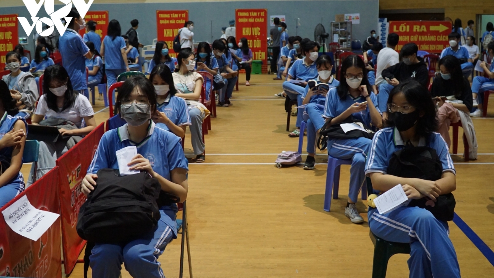 Đà Nẵng: Thiếu mã định danh, chưa thể tiêm vaccine cho học sinh lớp 8, lớp 9