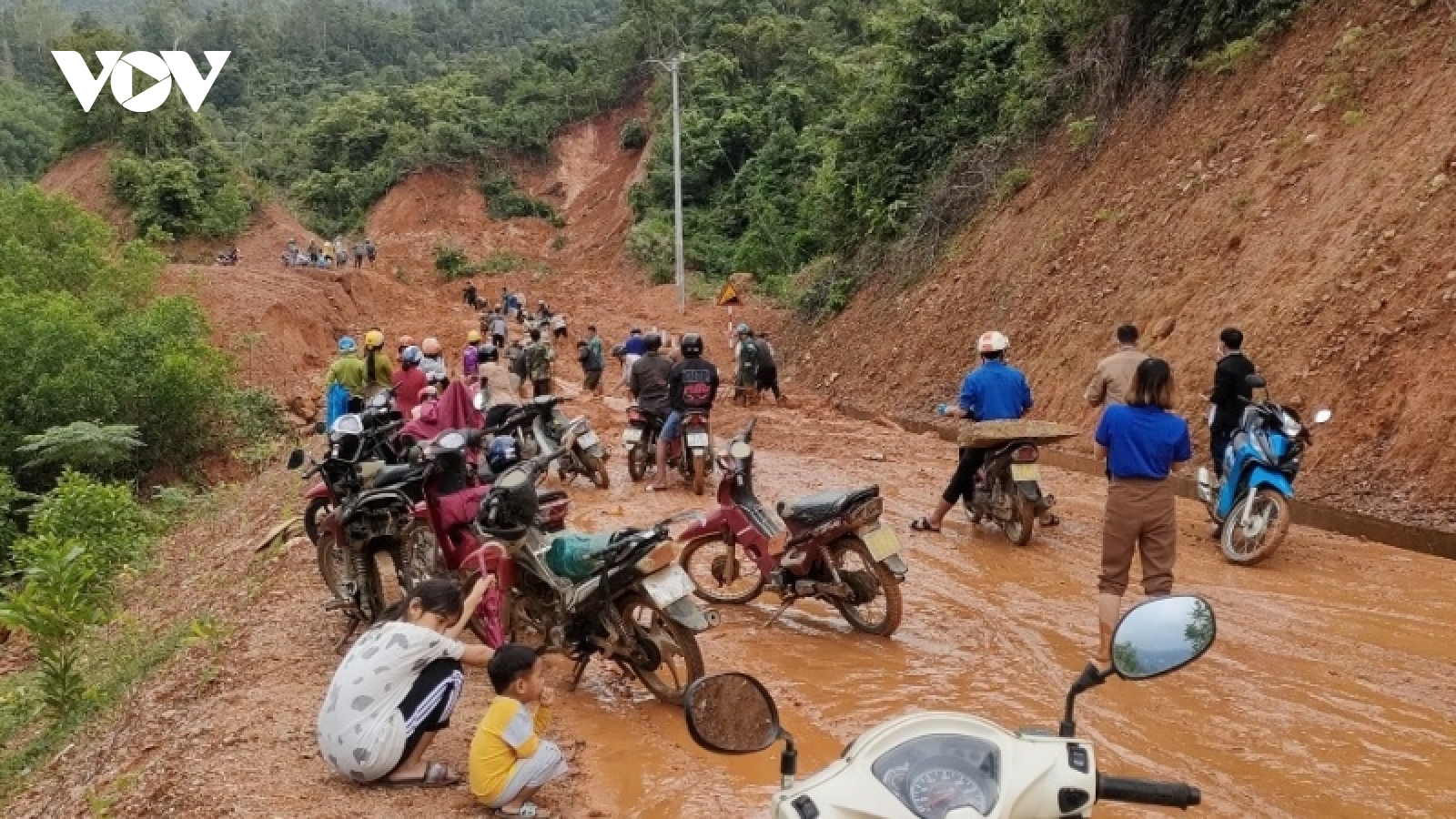 Bình Định chủ động di dời dân vùng nguy cơ sạt lở núi