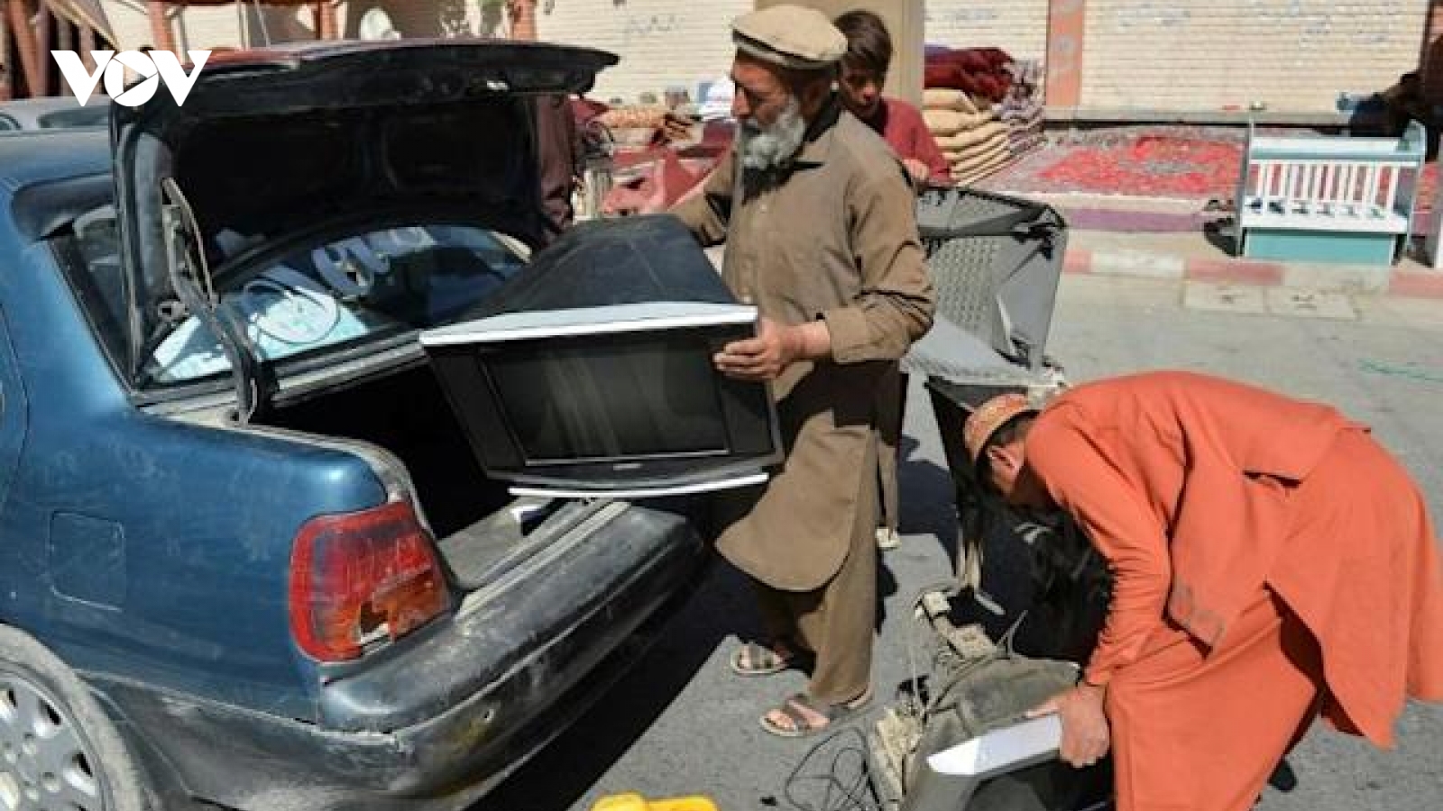Taliban yêu cầu ngừng phát sóng chương trình có diễn viên nữ