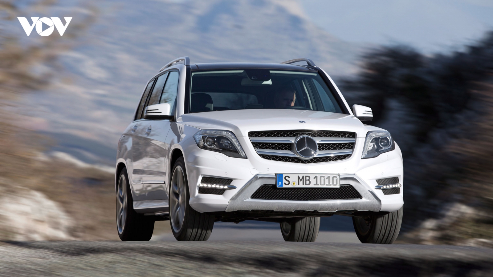Mercedes-Benz triệu hồi hàng nghìn xe sang tại Việt Nam do vấn đề túi khí