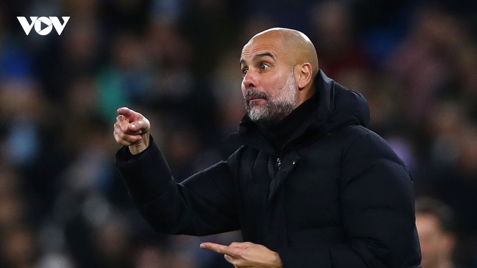 Derby Manchester: MU được hưởng lợi, HLV Guardiola bức xúc