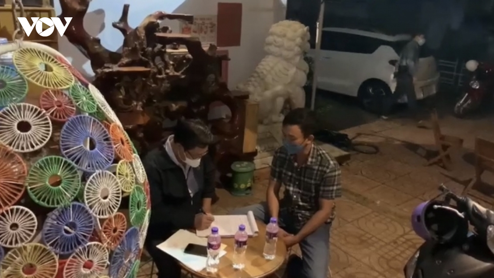 Đắk Lắk phát hiện kinh doanh karaoke “chui”, vi phạm quy định phòng chống Covid-19