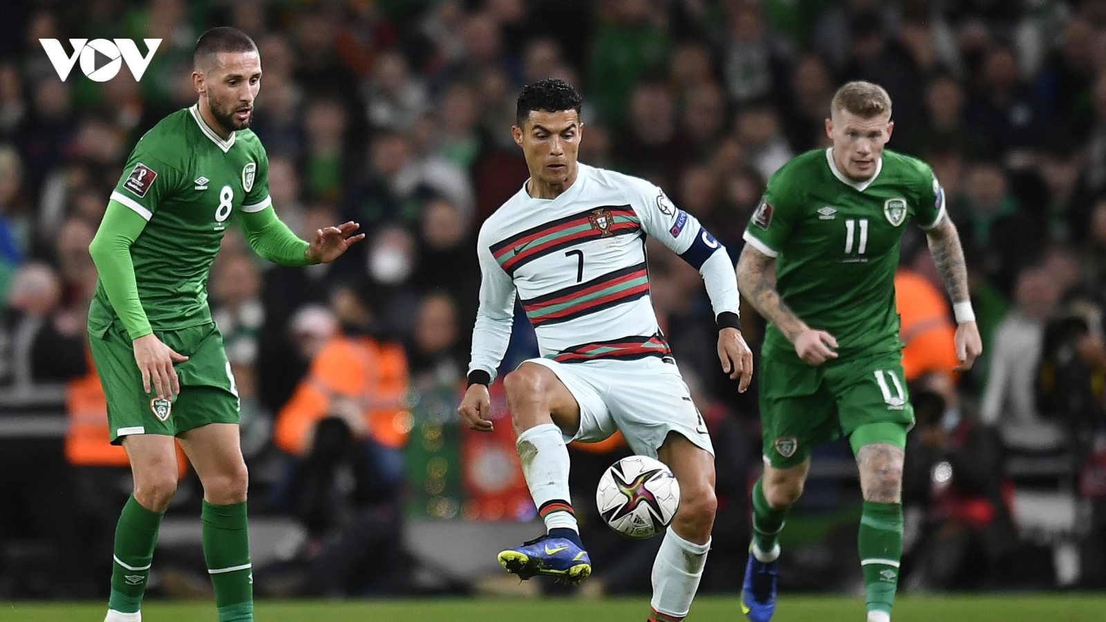 Ireland 0-0 Bồ Đào Nha: Pepe nhận thẻ đỏ, Ronaldo im hơi lặng tiếng