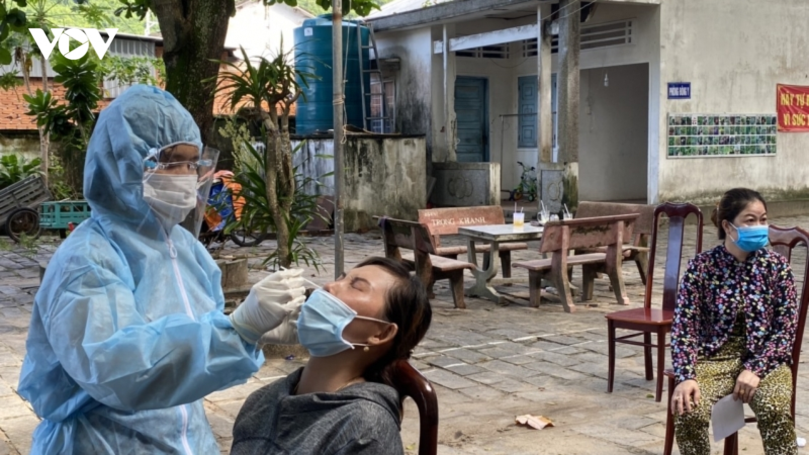 Số ca mắc tăng đột biến, xã đảo Lại Sơn (Kiên Giang) nâng cấp độ dịch lên cấp 3