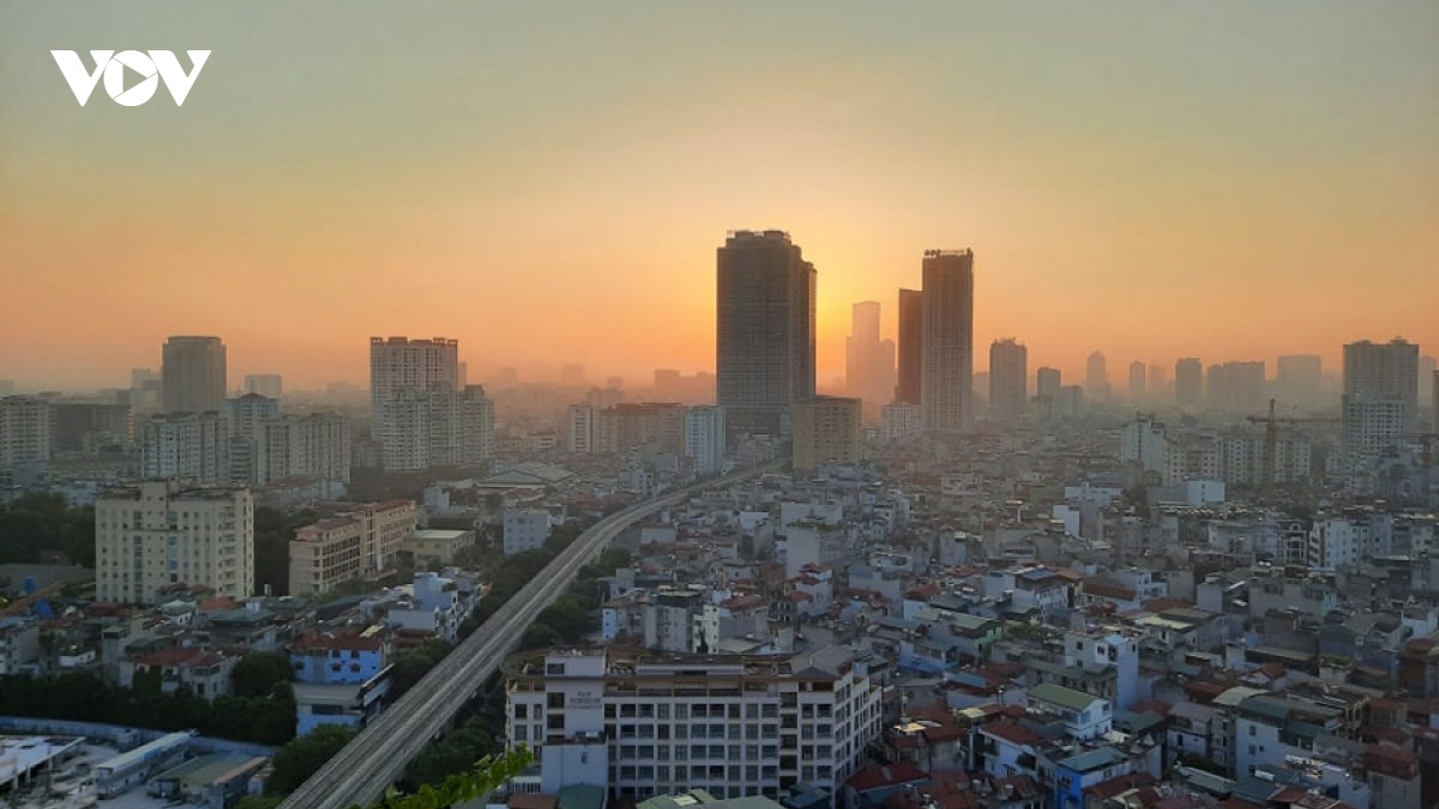 Dự báo thời tiết 4/11: Bắc Bộ ngày nắng, sáng sớm và đêm trời lạnh