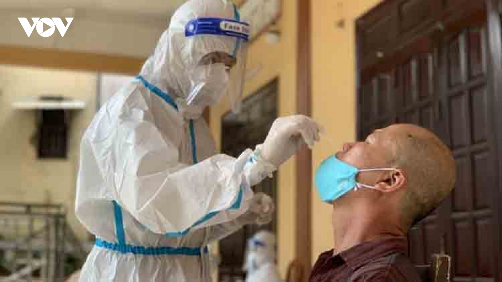HCM City on alert as COVID-19 cases rise again