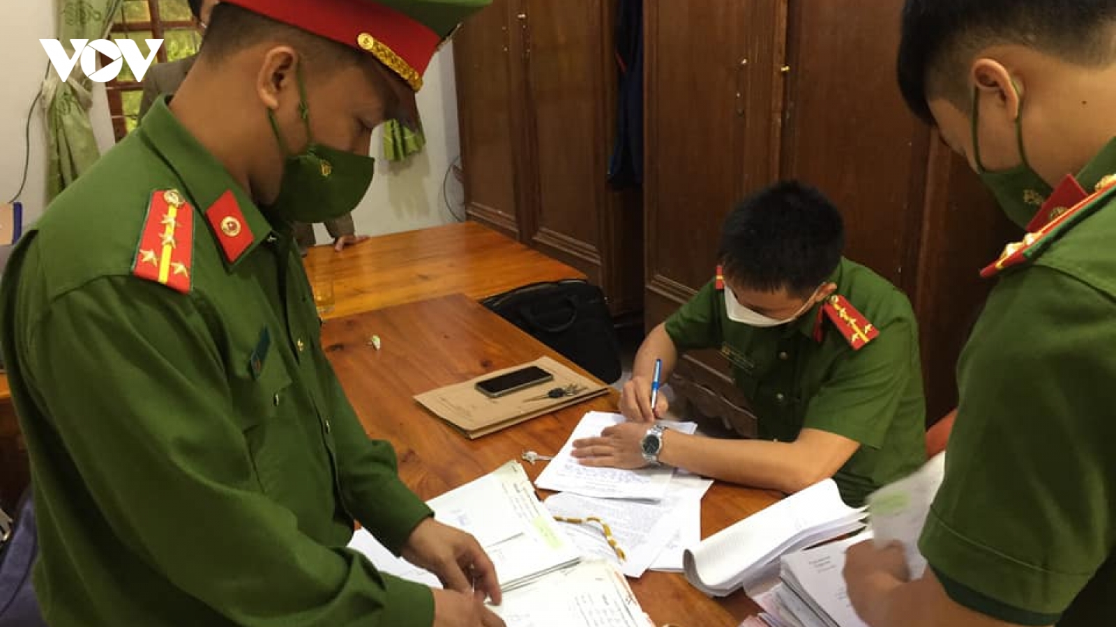 Vụ “ăn chặn” tiền hỗ trợ bão lụt ở Nghệ An: Thêm một Phó chủ tịch xã bị khởi tố