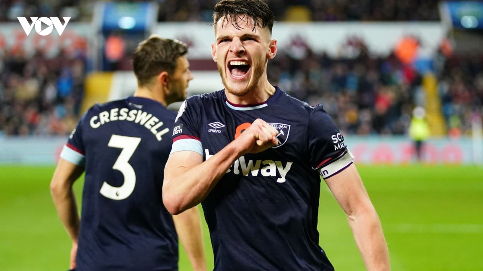 Bảng xếp hạng Ngoại hạng Anh mới nhất: West Ham không để MU trở lại top 4