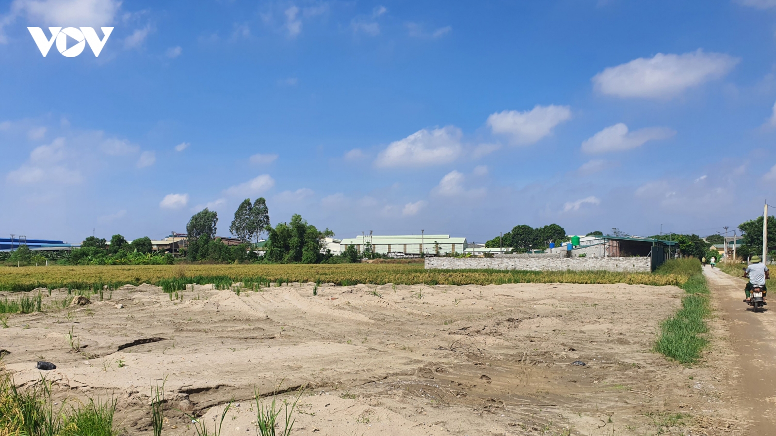 Vì sao hàng loạt khu đất công ở Hải Dương bị mua bán trái phép thời gian dài?