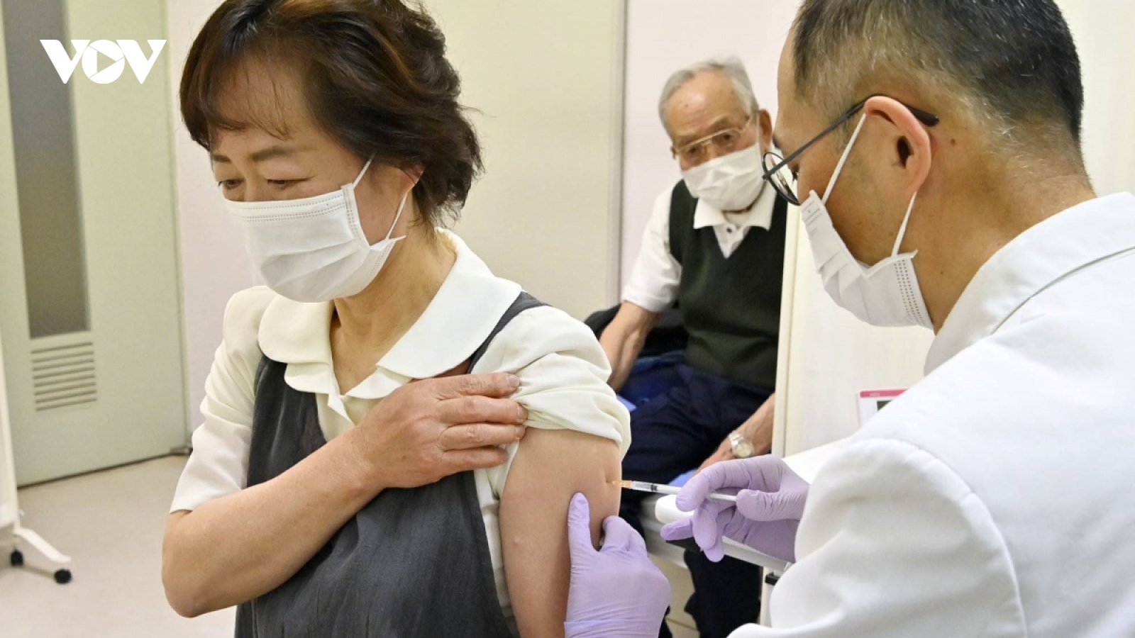 Nhật Bản là nước có tỷ lệ tiêm vaccine Covid-19 cao nhất trong nhóm G7