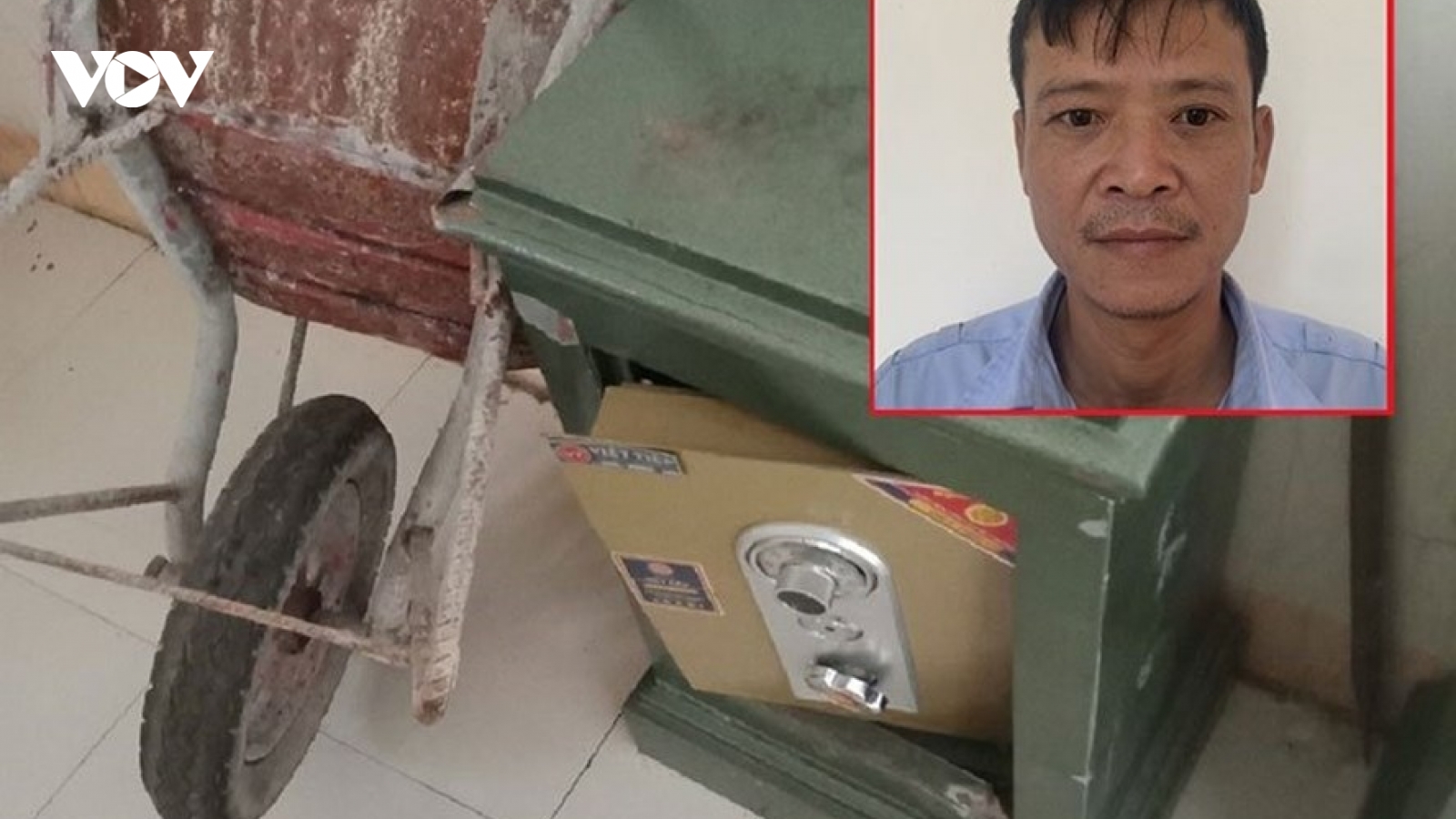 Nóng 24h: Trộm két sắt nhà hàng xóm mang về nhà phá lấy vàng