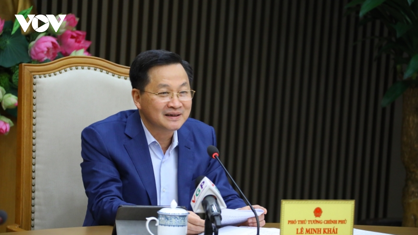 Phó Thủ tướng Lê Minh Khái chủ trì cuộc họp về mua sắm trang thiết bị phòng chống Covid-19