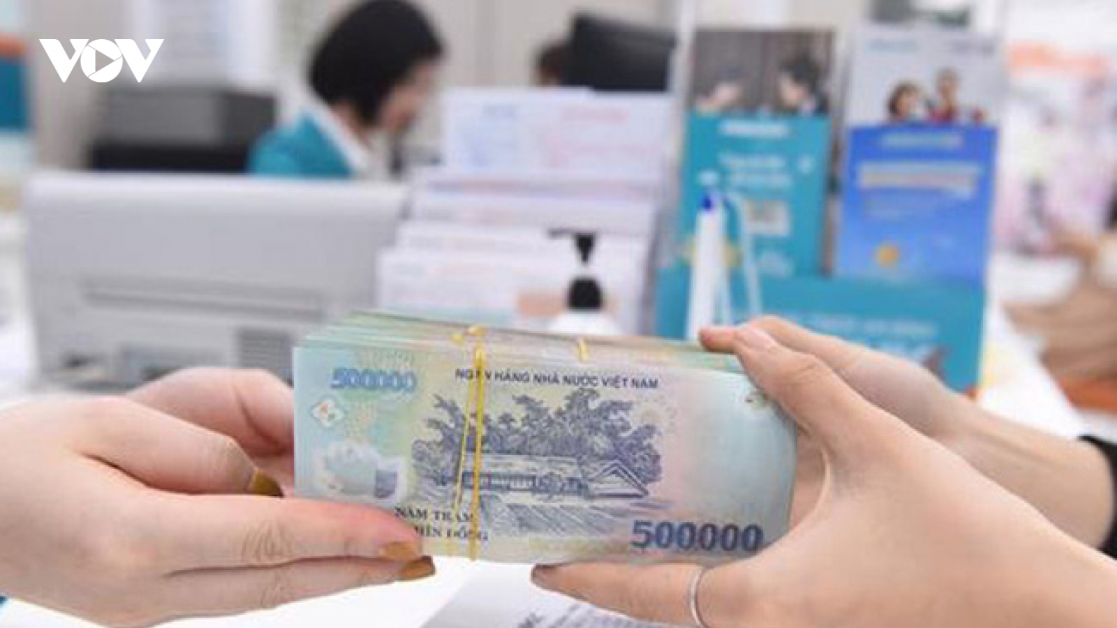 Đề xuất giảm phí, lệ phí để tháo gỡ khó khăn cho đối tượng chịu ảnh hưởng dịch Covid-19