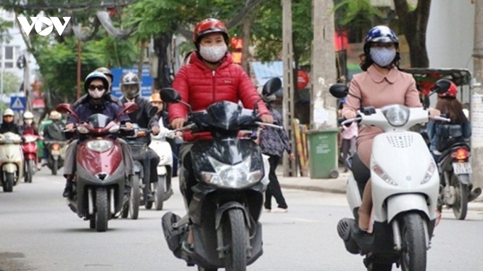 Thời tiết ngày 12/11: Miền Bắc tiếp tục "rét khô", Trung Bộ có mưa to trong nhiều ngày