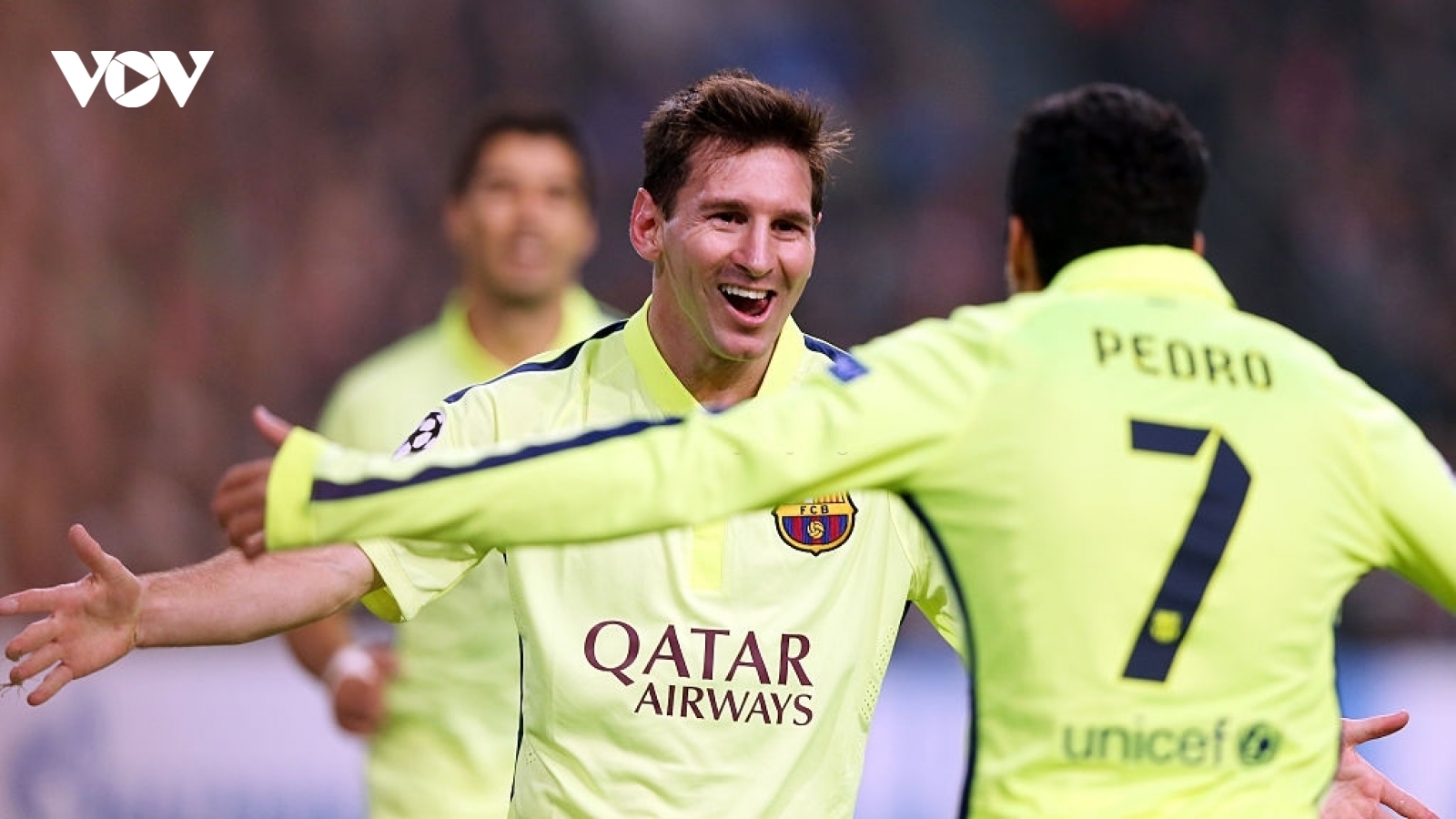 Ngày này năm xưa: Messi cân bằng kỷ lục ở Champions League