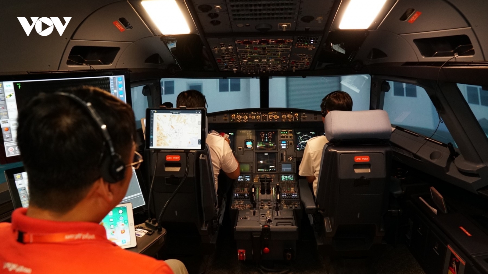 Vietjet đầu tư 150 triệu USD cho ứng dụng và chuyển giao công nghệ, kỹ thuật hàng không
