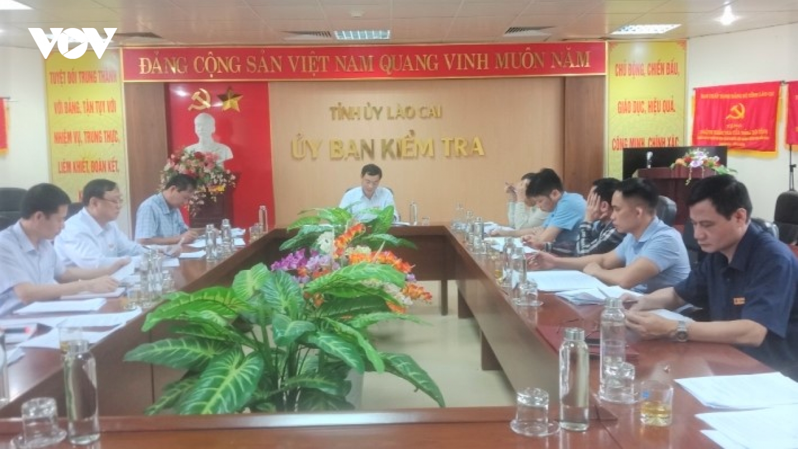 Đề nghị kỷ luật Chánh Thanh tra tỉnh Lào Cai sử dụng bằng không hợp pháp