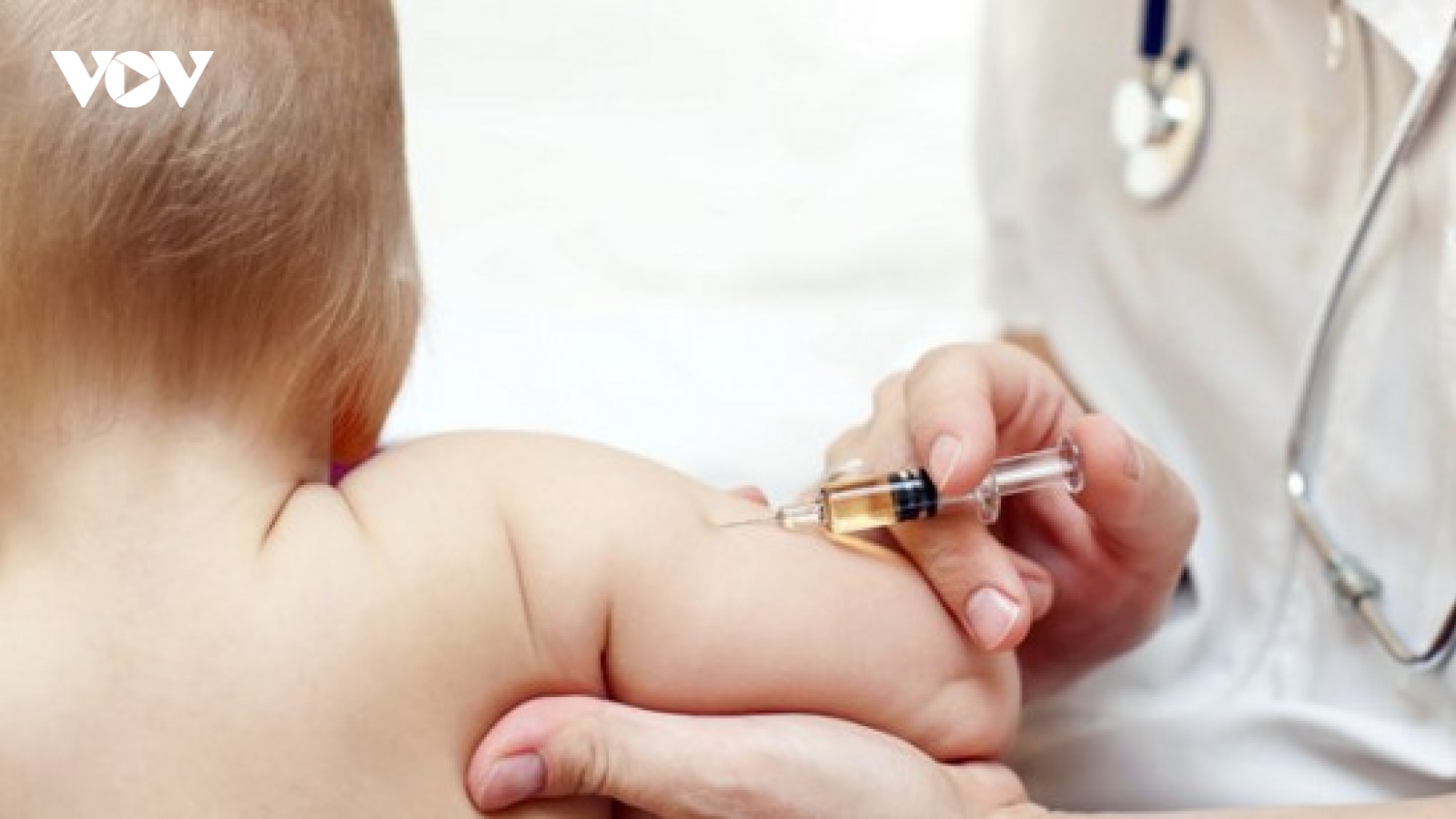 18 trẻ sơ sinh ở huyện Quốc Oai, Hà Nội bị tiêm nhầm vaccine ngừa Covid-19