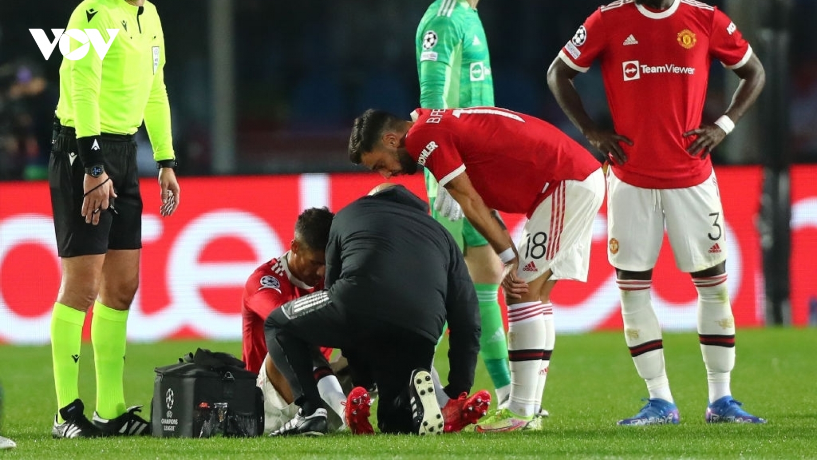 MU gặp họa lớn sau trận hòa hú vía trước Atalanta