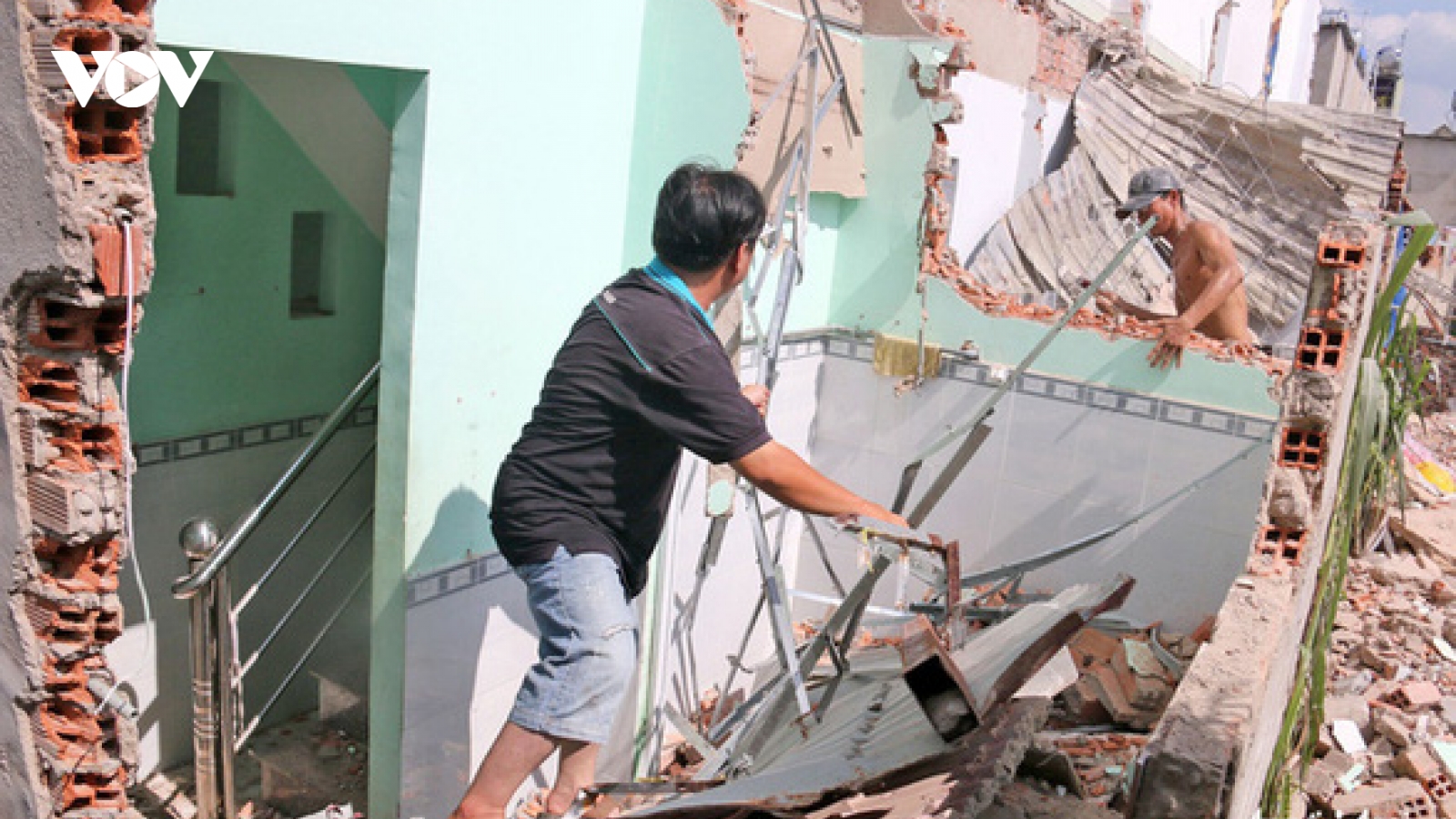 Mất trắng khi mua nhà đất giá rẻ với vi bằng