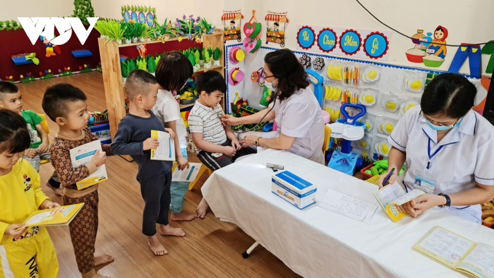 Giám sát y tế học đường, tạo môi trường an toàn cho trẻ đến trường