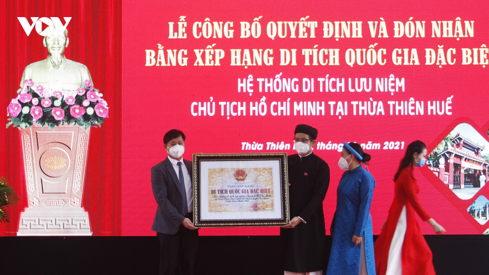 Đón nhận Bằng xếp hạng di tích Quốc gia đặc biệt hệ thống lưu niệm Chủ tịch Hồ Chí Minh