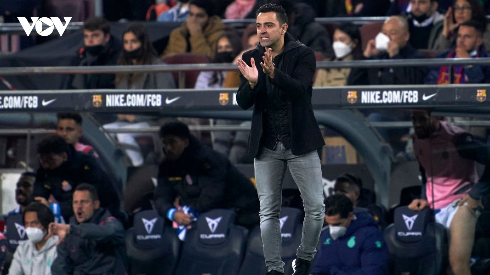 HLV Xavi lên tiếng về khả năng Aguero giải nghệ