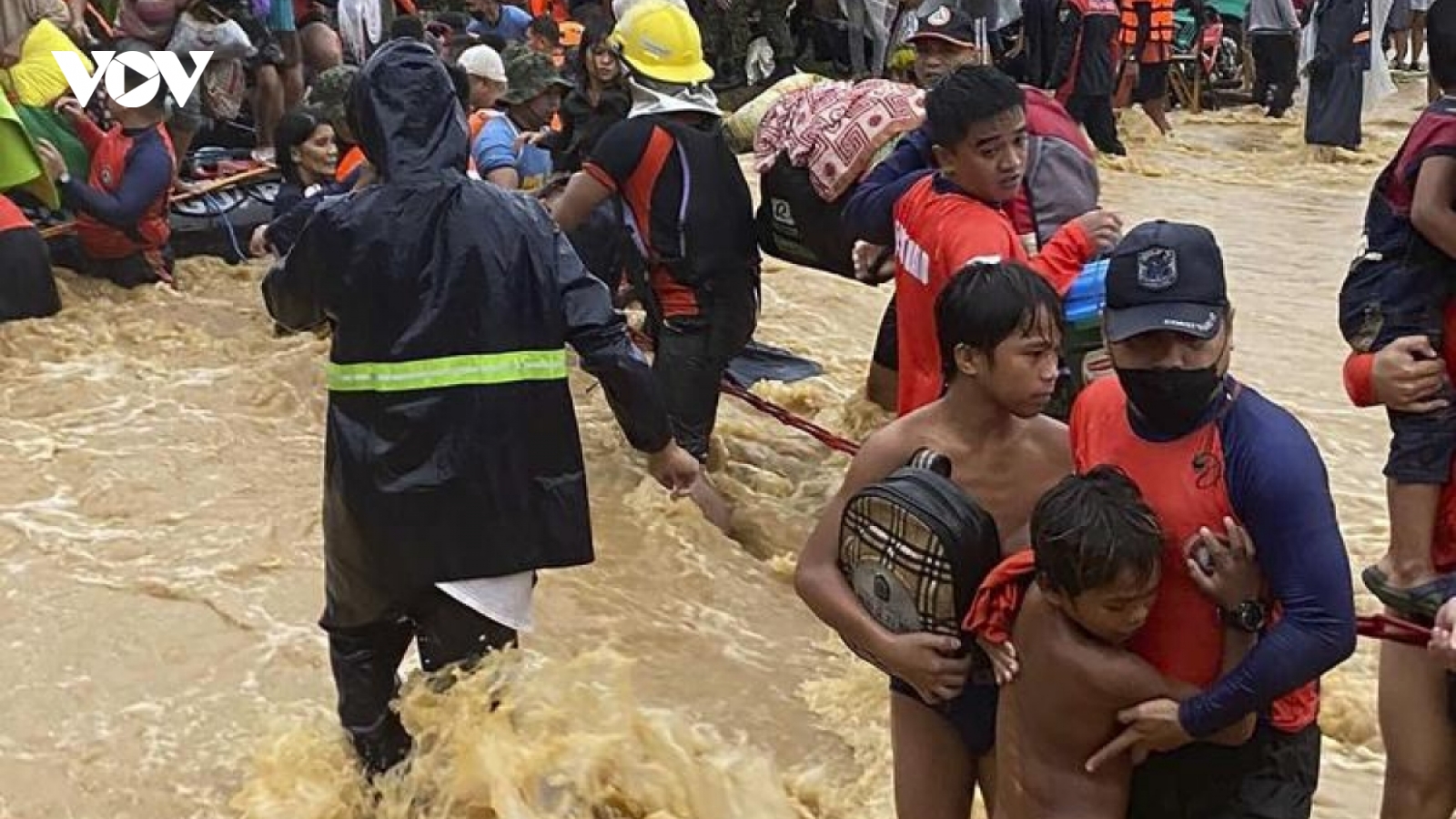 Bão Rai làm hơn 100 người tại Philippines thiệt mạng