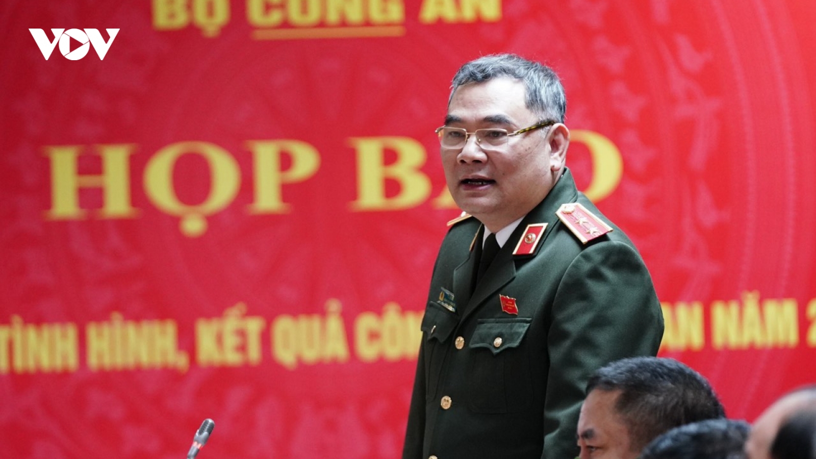 Bộ Công an khẳng định xe 7 chỗ áp giải bị cáo Nguyễn Đức Chung đến tòa là đúng pháp luật