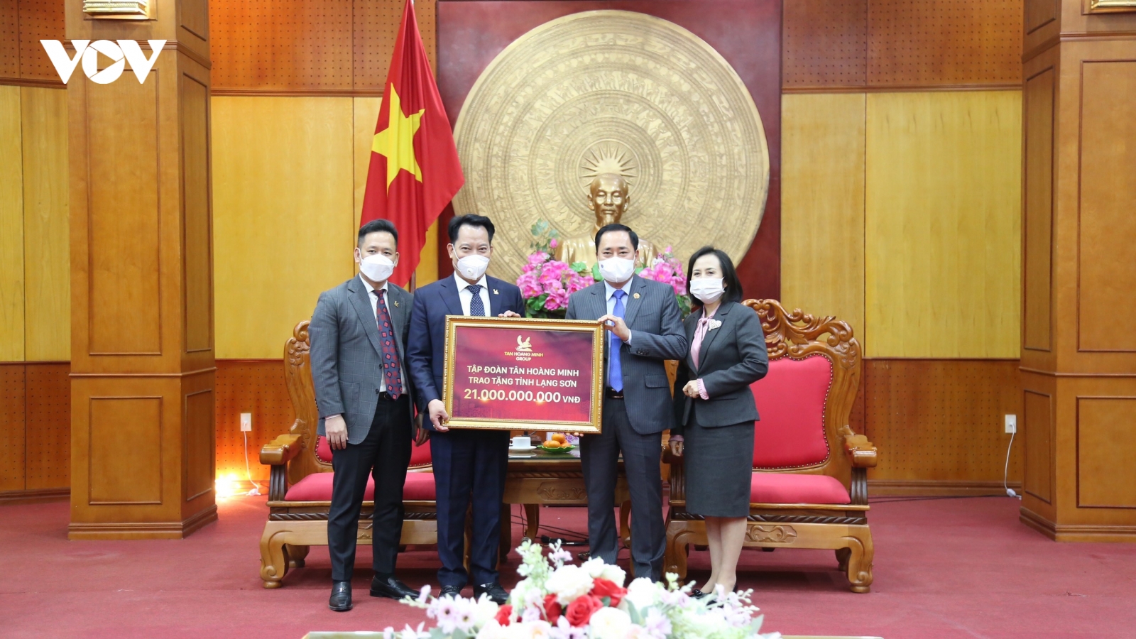Tân Hoàng Minh đóng góp 21 tỷ đồng cho lực lượng quân sự tỉnh Lạng Sơn