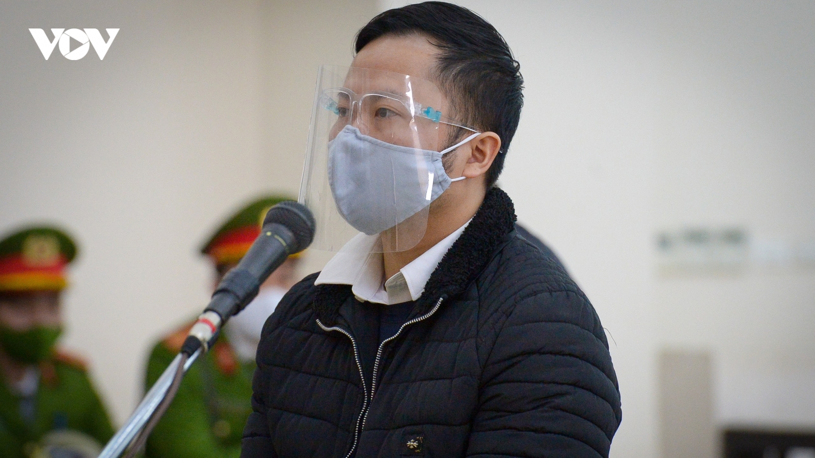 Cựu Hiệu trưởng Đại học Đông Đô nói không hưởng lợi dù ký cấp bằng giả