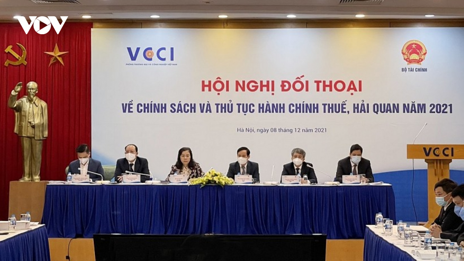 Cải cách thủ tục thuế, hải quan tạo môi trường kinh doanh thuận lợi cho doanh nghiệp