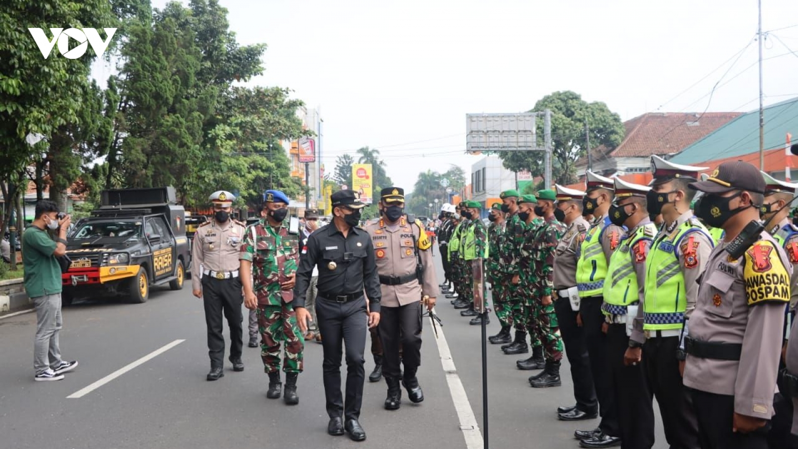 Indonesia áp đặt lệnh giới nghiêm một số địa điểm trước thềm năm mới 2022