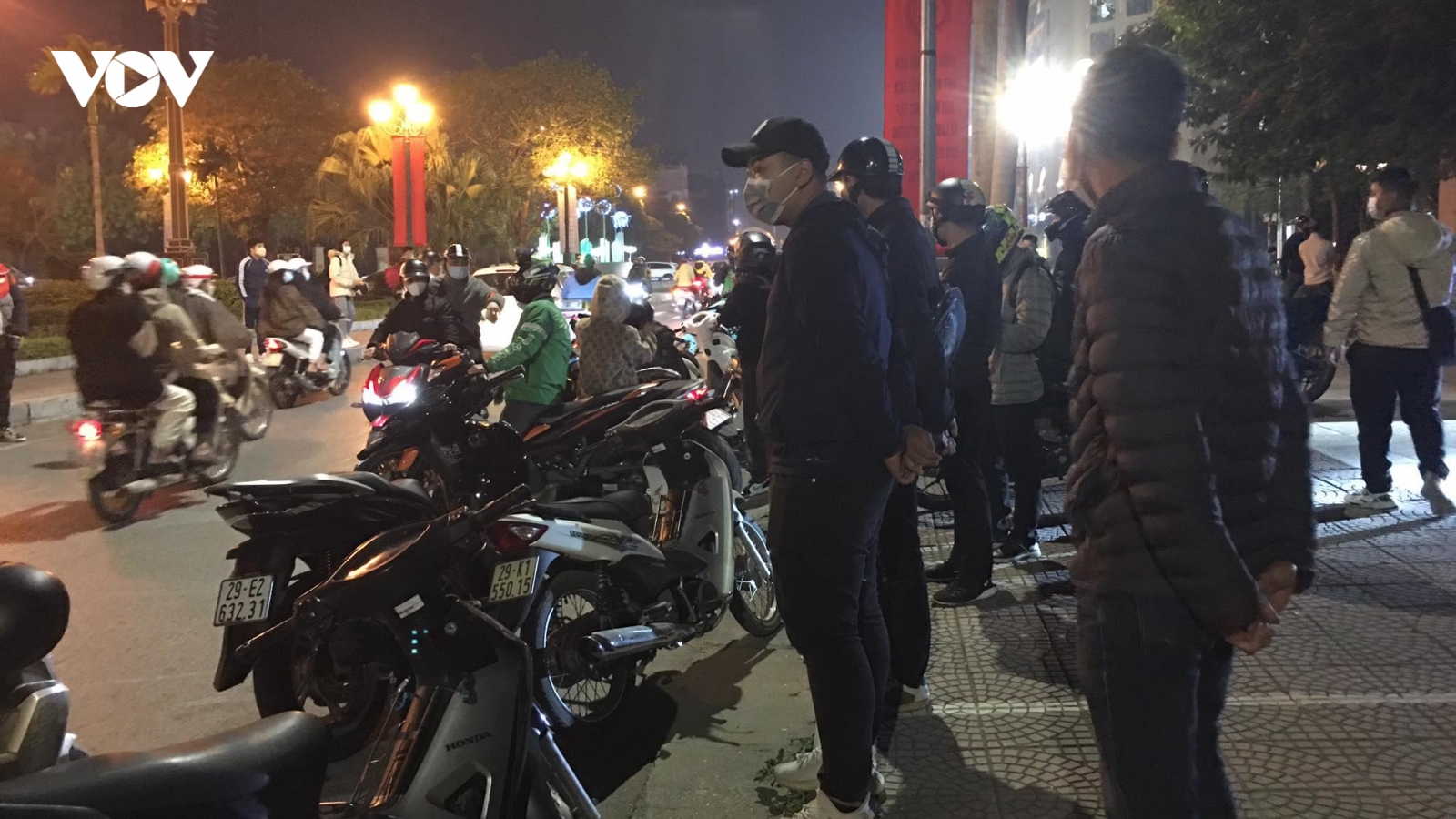 Vây bắt hàng chục đối tượng đi xe máy phân khối lớn lạng lách trên đường Võ Chí Công