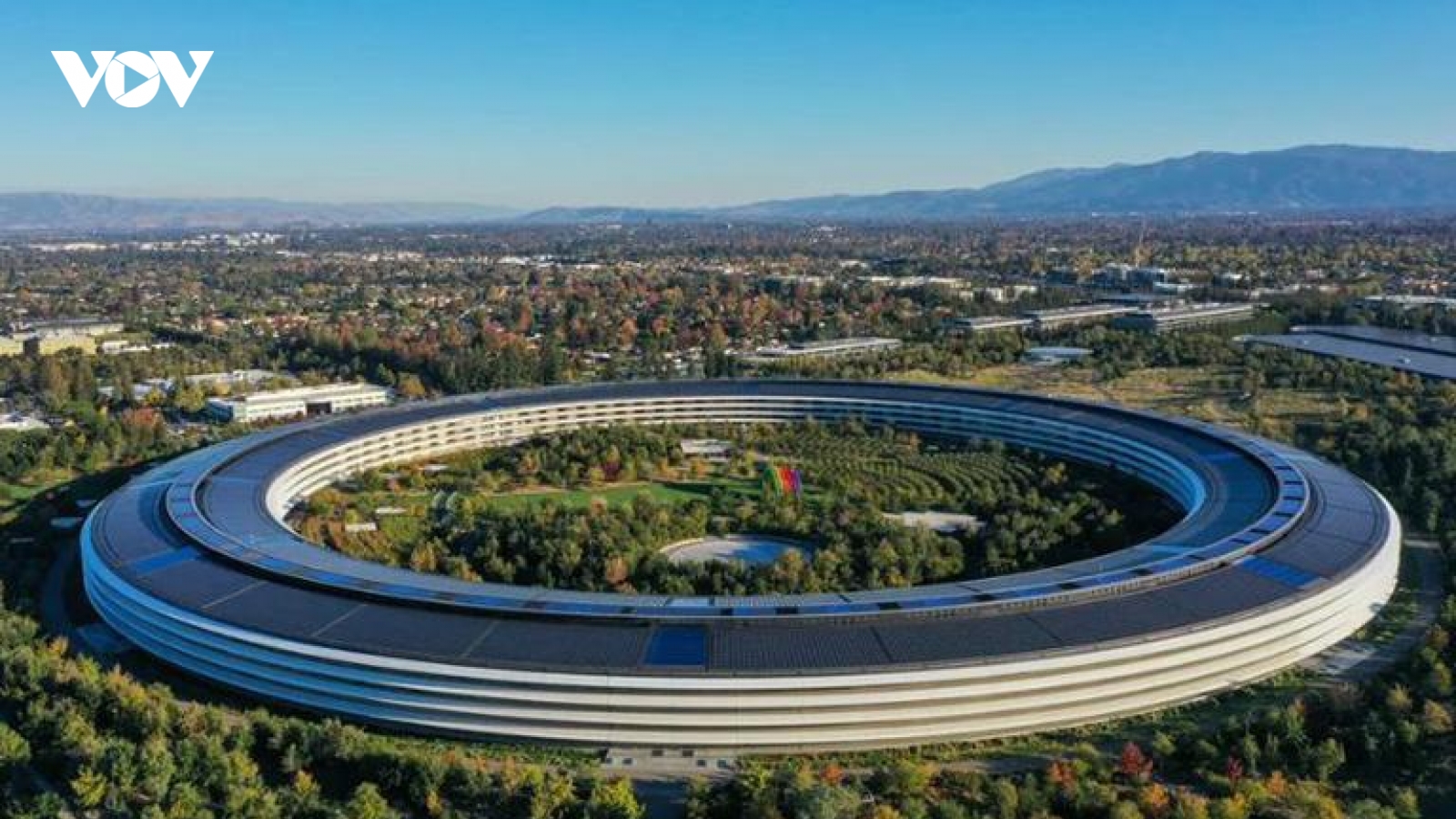 Apple tặng nhân viên 1.000 USD để làm việc tại nhà
