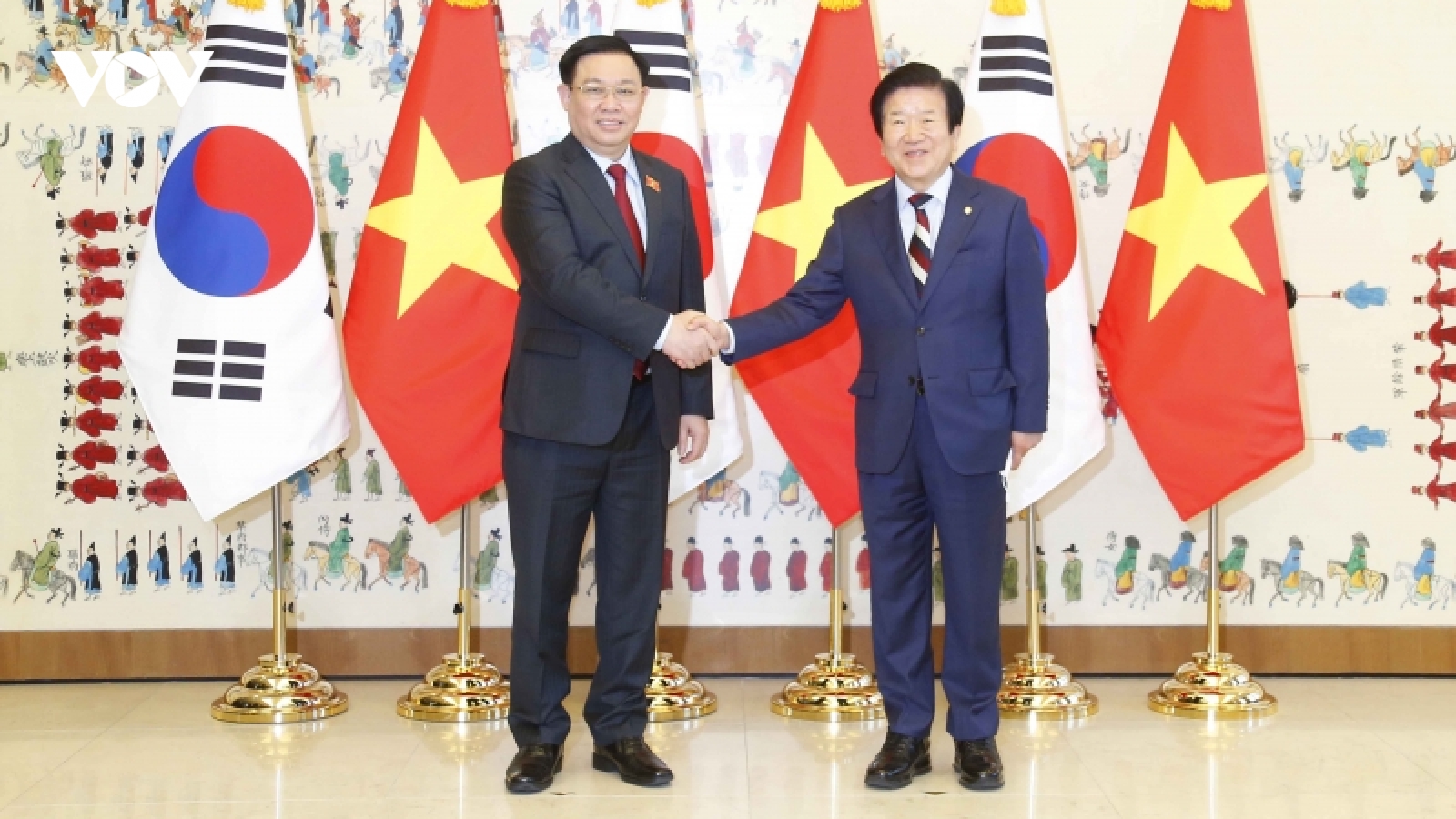 Chủ tịch Quốc hội Vương Đình Huệ hội đàm với Chủ tịch Quốc hội Hàn Quốc Park Byeong Seug