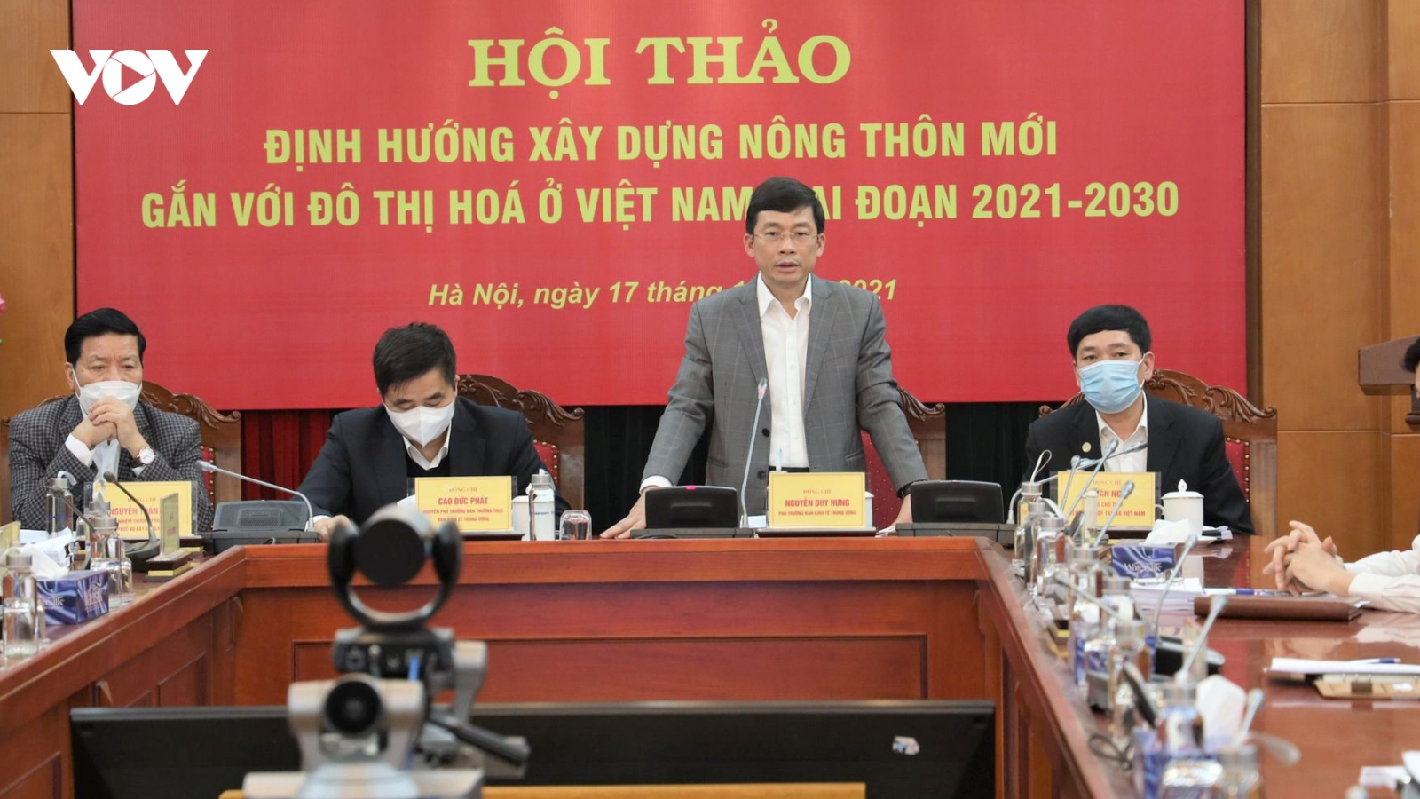 Tạo việc làm tại chỗ sẽ tránh việc nông dân tha hương