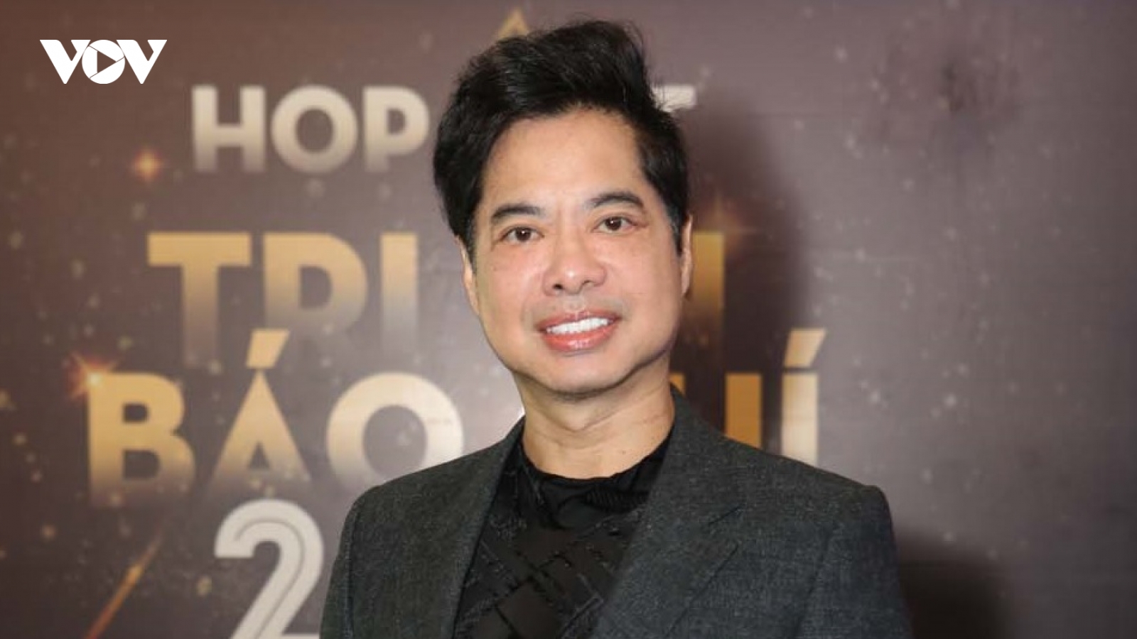 Danh ca Ngọc Sơn: Sẵn sàng chạy show quần quật để có tiền làm từ thiện