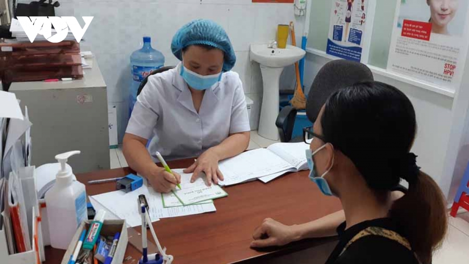 Tăng tỷ lệ bao phủ BHYT với đồng bào dân tộc thiểu số, miền núi