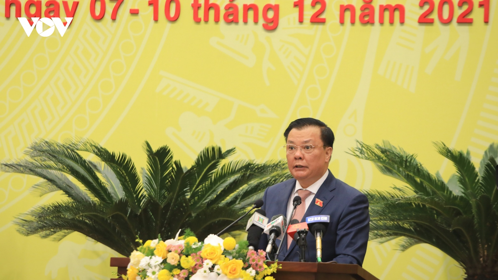Bí thư Thành ủy Đinh Tiến Dũng: Không để dịch Covid-19 làm kinh tế-xã hội Thủ đô tụt hậu