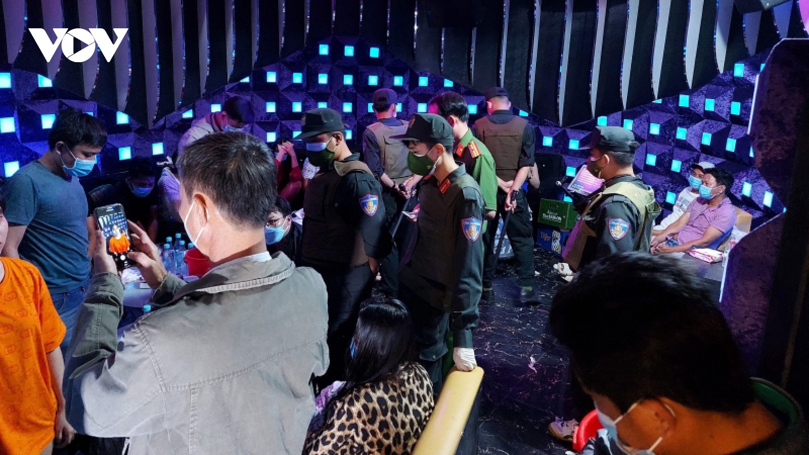 Đồng Tháp phát hiện 23 trường hợp sử dụng ma túy tại cơ sở karaoke