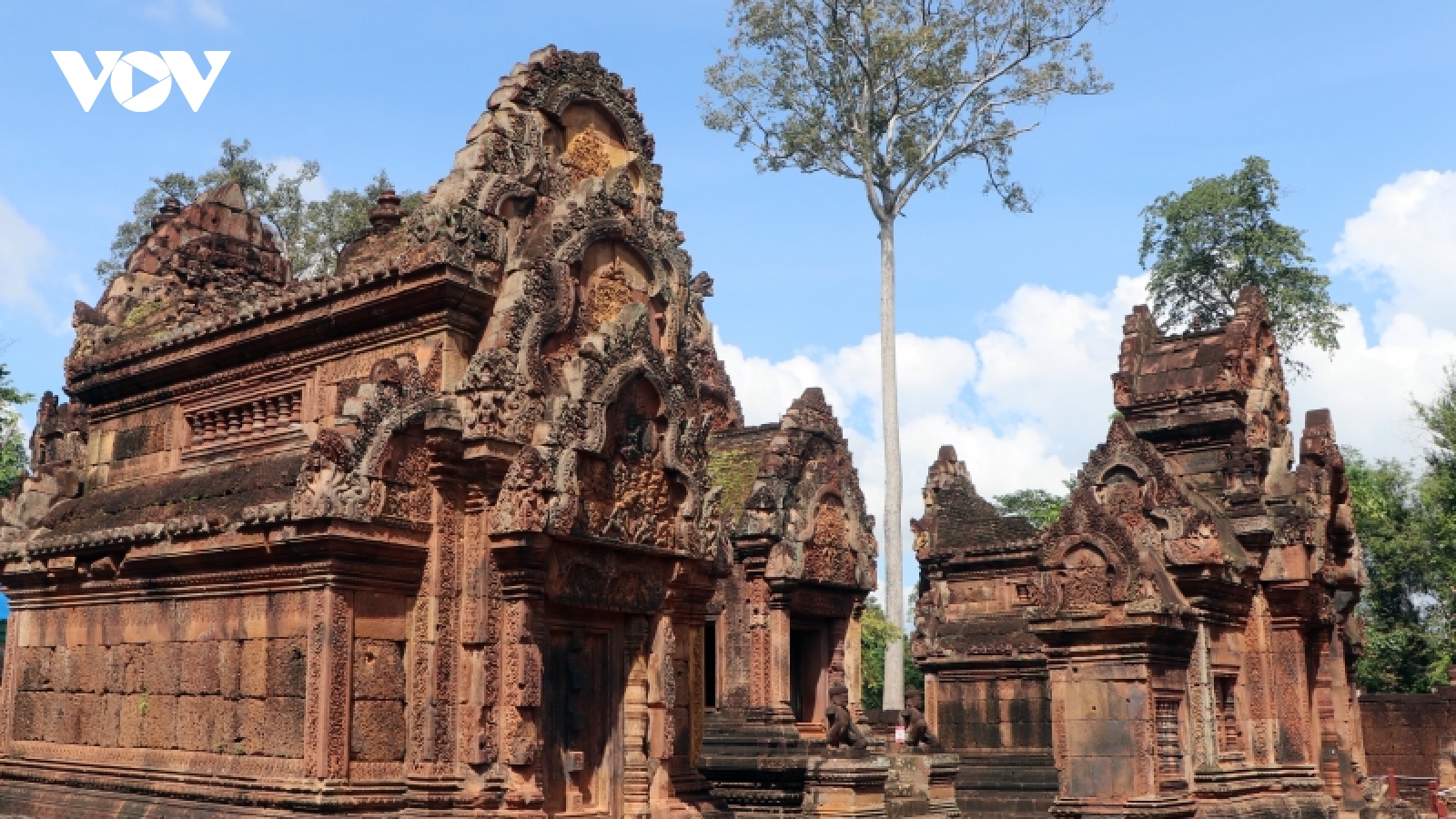 Ngôi đền Banteay Srei của những "nữ chiến binh" đế chế Angkor (Campuchia)