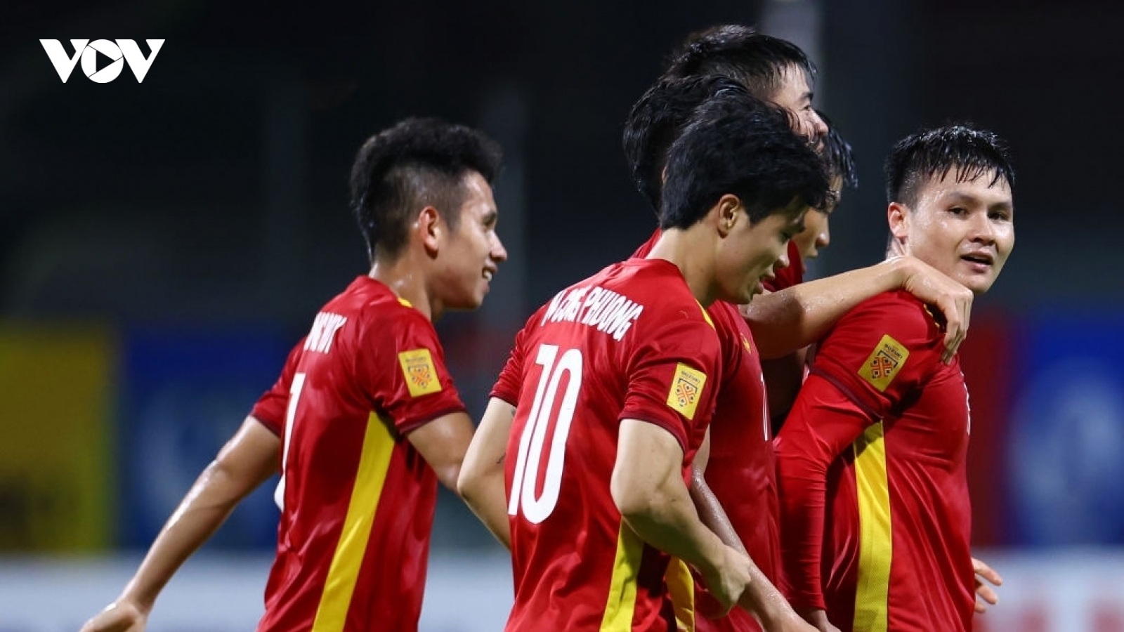 ĐT Việt Nam được thưởng nóng 1 tỷ đồng sau trận thắng Malaysia 3-0